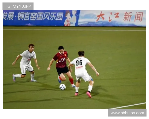 足球星小马带领球队逆袭再创辉煌征程点燃无数球迷热情